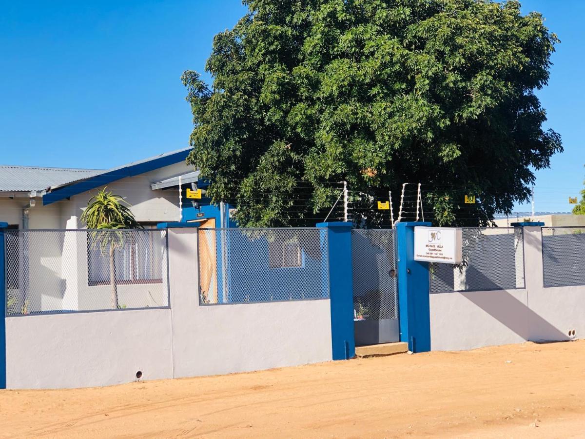 Mo-Nize Villa Guesthouse Otjiwarongo Dış mekan fotoğraf