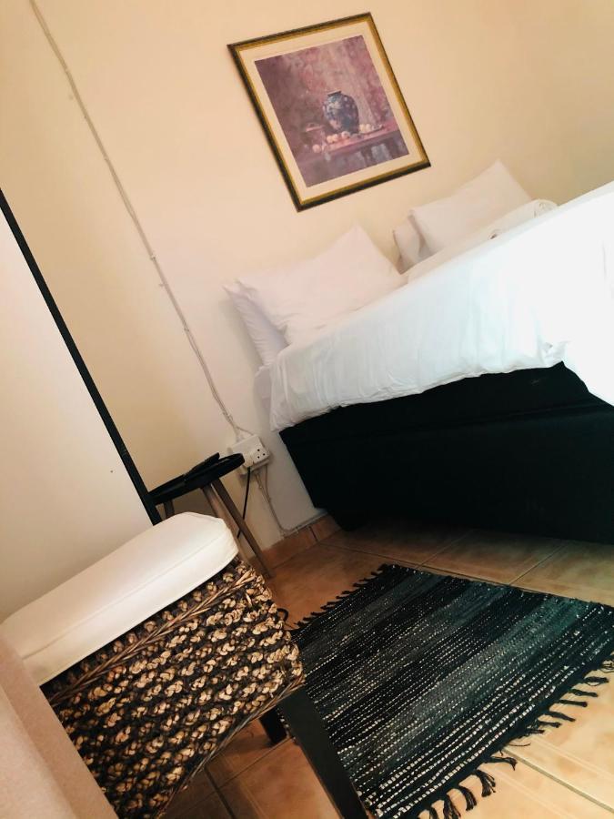 Mo-Nize Villa Guesthouse Otjiwarongo Dış mekan fotoğraf